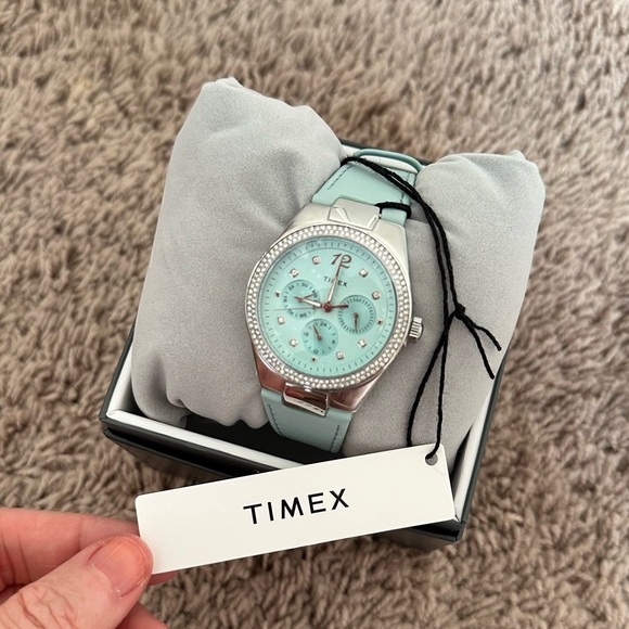 NWT WOMEN’S SIMONE TIMEX WATCH - Picture 3 of 6